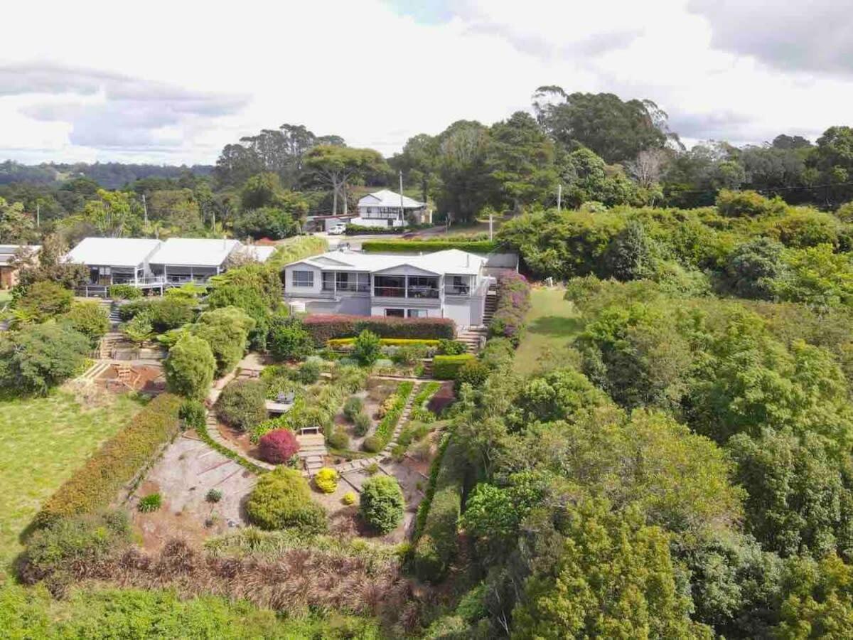 Flaxton Garden Home With Spectacular Coastal Views Montville Ngoại thất bức ảnh
